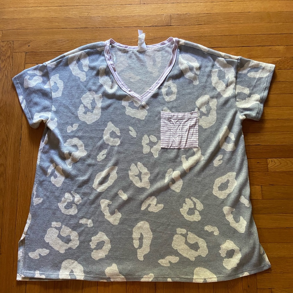 NWOT honeyme oversized shirt